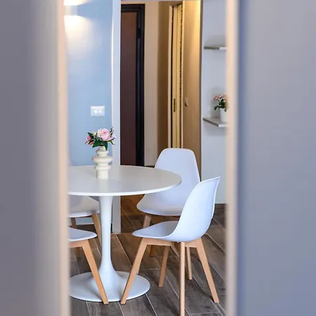Apartamento Santa Teresa Degli Scalzi 118 *